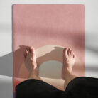 Esterilla de Yoga Minimalista: Equilibrio y Serenidad para Cada Movimiento
